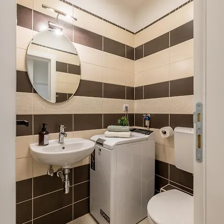 Apartamento Amigo 2-bedroom Luxury - Balcony & Seaview Split