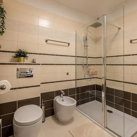Apartamento Amigo 2-bedroom Luxury - Balcony & Seaview