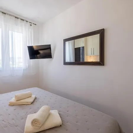 Amigo 2-bedroom Luxury - Balcony & Seaview 公寓 斯普利特